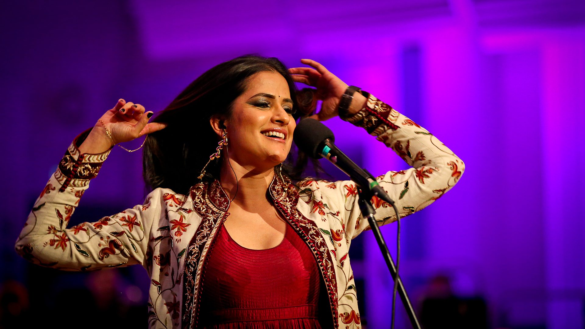 Singer Sona Draws Flak For ‘mispronouncing Odisha News Odisha Latest News Odisha Daily