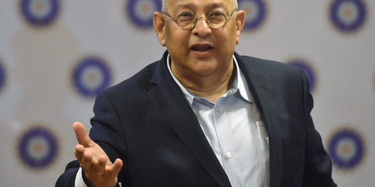 BCCI acting secretary Amitabh Chaudhary has been pulled up for an unauthorised visit to Bhutan