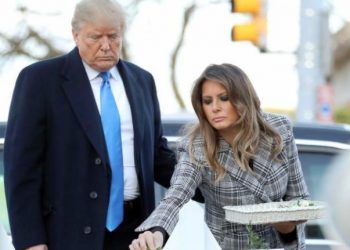 Trump visits Pittsburgh synagogue.