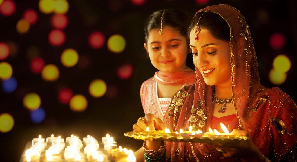 Different-style-of-Diwali-celebration