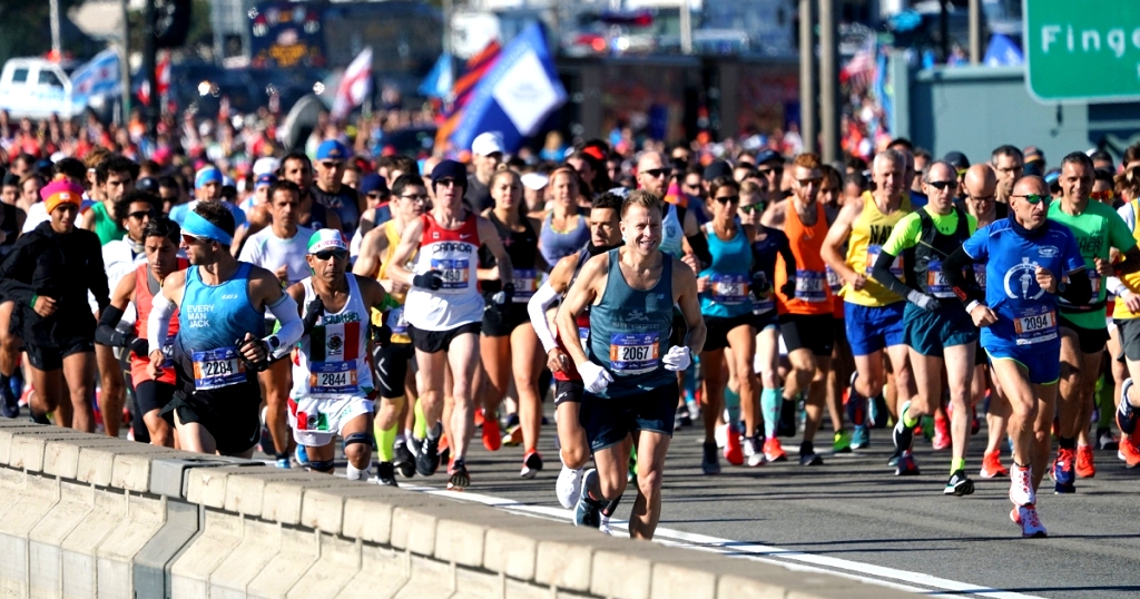 NY City Marathon beats world record with 52,812 runners at finish line ...