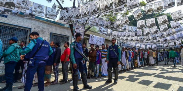 Voting in Bangladesh's parliamentary election, which ended at 4:00pm (1000 GMT), was held under tight security. (AFP)