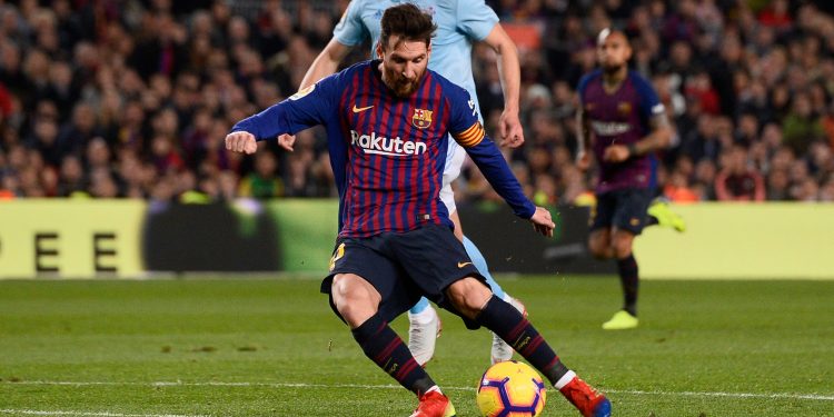 Lionel Messi about to connect his hot for his goal against Celta Vigo at Camp Nou, Saturday