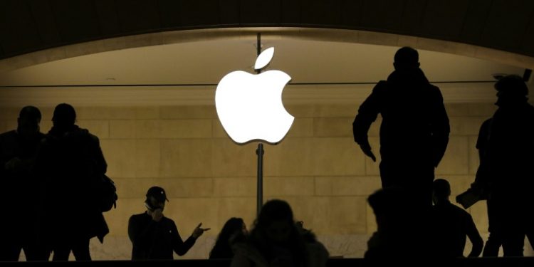 Apple met its recently lowered guidance for the most recent quarter, sparking a rally in after-hours trade (AFP)