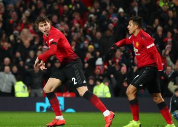 Victor Lindelof (L) scored the equaliser for Manchester United against Burnley