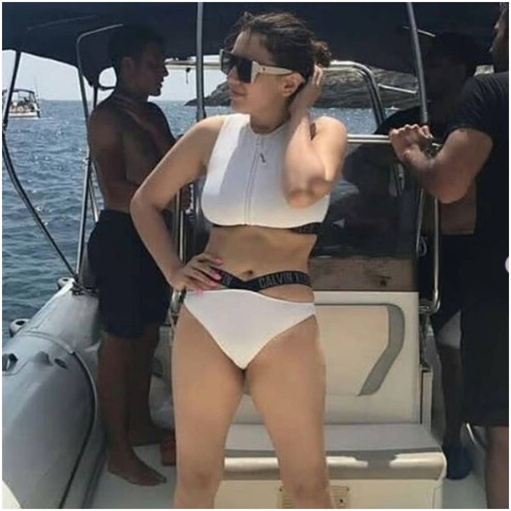 Hansika Motwani S Intimate Photos Go Viral See More Pics Inside Orissapost