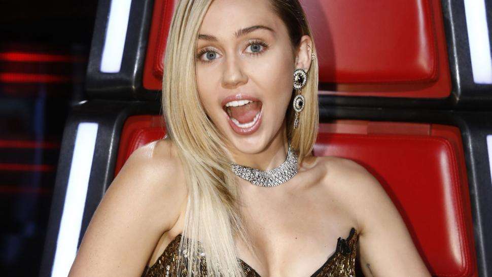 Miley Cyrus Cried While Filming the “Used to Be Young” Video After Seeing  Her Mom on Set