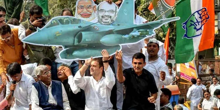 Congress president Rahul Gandhi led a protest outside the CBI headquarters in New Delhi