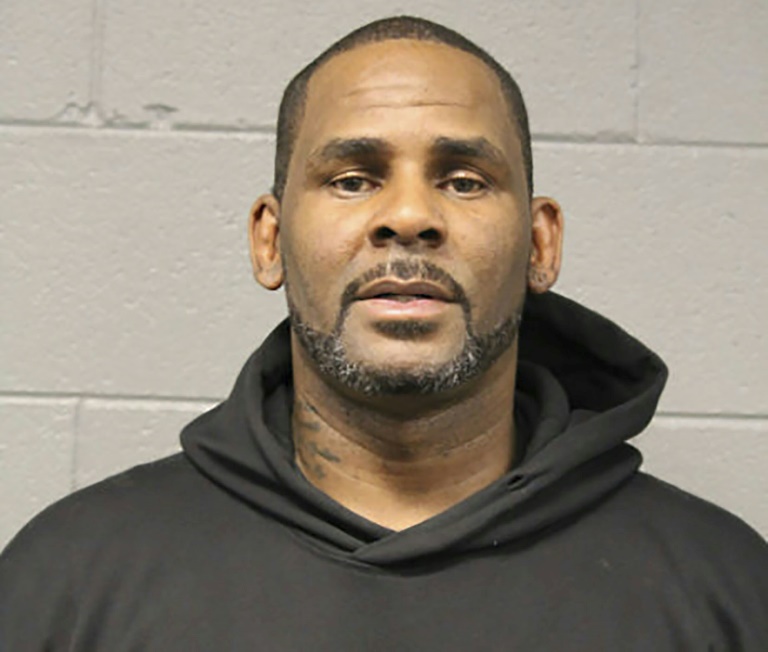 R B Star R Kelly Freed On Bail Denies Pedophilic Charges Orissapost