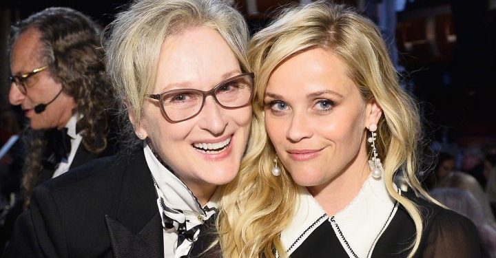 Meryl Streep (L) and Reese Witherspoon