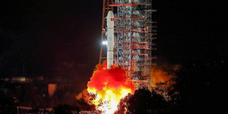 A Long March-3B rocket carrying Chang'e 4 lunar probe takes off from the Xichang Satellite Launch Center in Sichuan province, China December 8, 2018. (REUTERS)