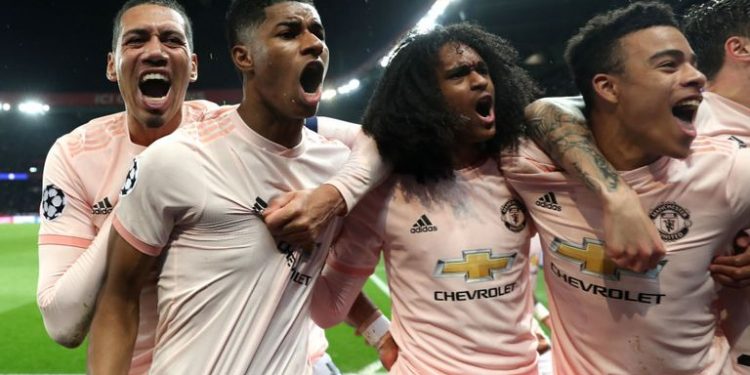 Marcus rashford scored a last-minute penalty to send United through to the quarterfinals.