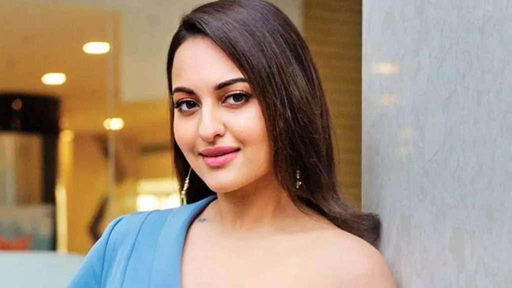 Sonakshi happy with fantastic response to 'Kalank'