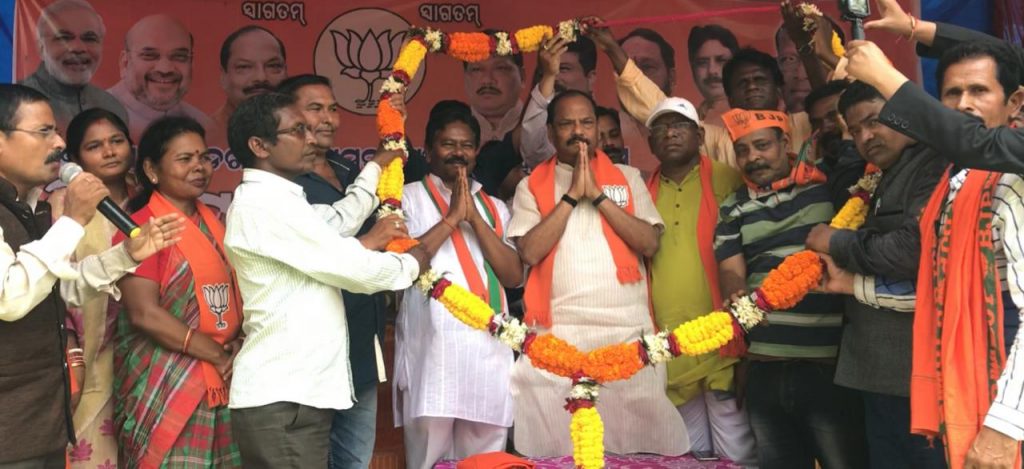 Jharkhand CM flays BJD govt