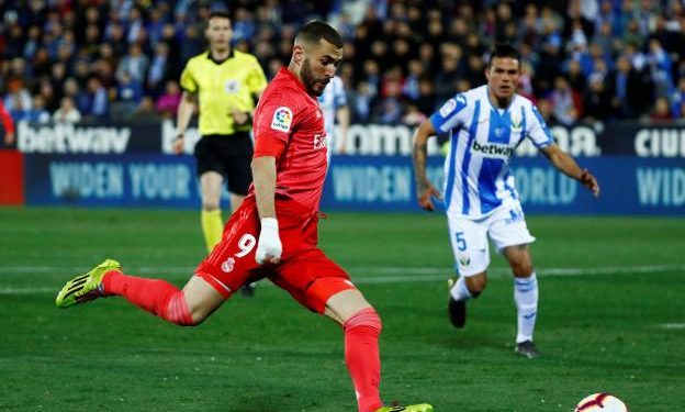 Karim Benzema (in red) got the equaliser for Real Madrid against Leganes