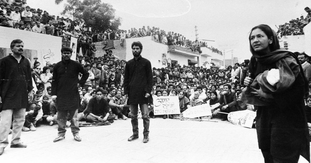 street theatre