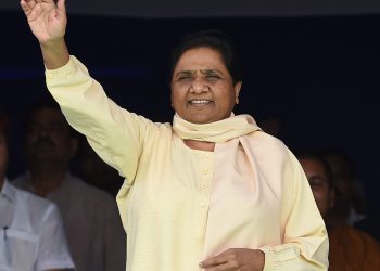 Lucknow: Bahujan Samaj Party (BSP ) supremo Mayawati waves at supporters at a rally on the occasion of 126th birth anniversary of Dr B R Ambedkar at Ambedkar Memorial in Lucknow on Friday. PTI Photo by Nand Kumar  (PTI4_14_2017_000105B)