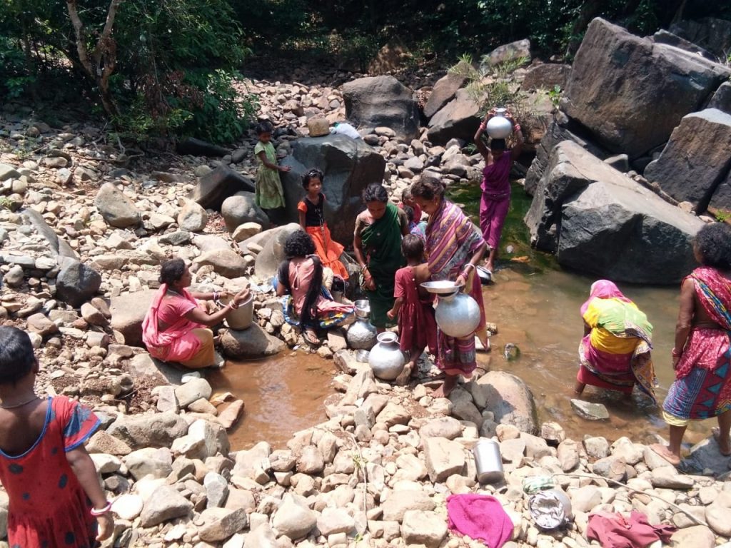 Bhuyan tribals forced to drink stream water