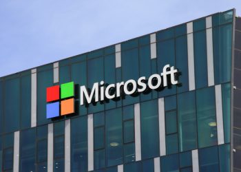 Microsoft to train 15,000 people on AI by 2022