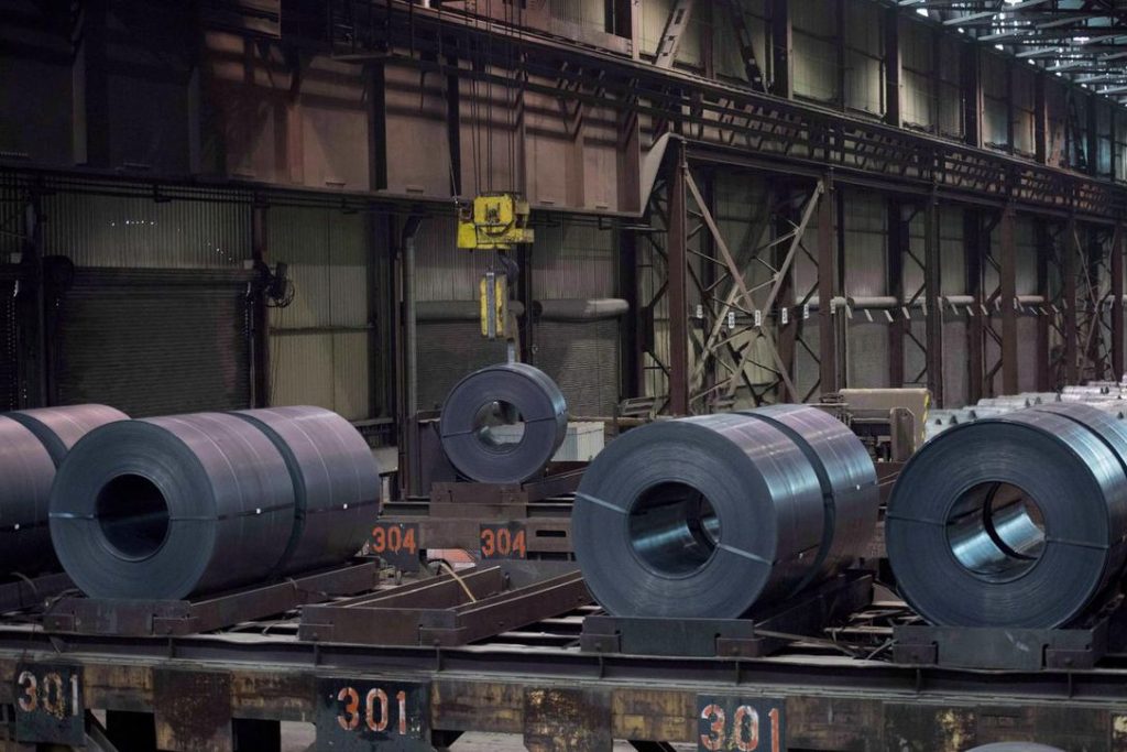 US lifts steel, aluminium tariffs on Canada