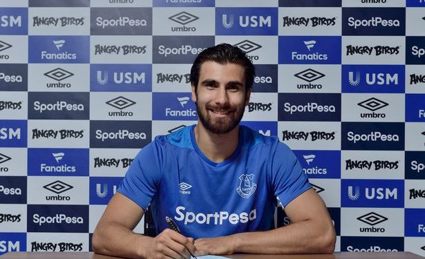 The 24-year-old Portuguese international makes a permanent move to Goodison Park after a loan spell there last season.