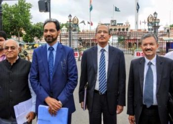 Attari: The Indian delegation headed by SCL Das, Joint Secretary (Internal Security) in Ministry of Home Affairs, along with other delegation members returns after the second round of talks with Pakistan to finalise modalities of the Kartarpur corridor for Sikh pilgrims, at Attari near Amritsar, Sunday, July 14, 2019. (PTI Photo)  (PTI7_14_2019_000116B)