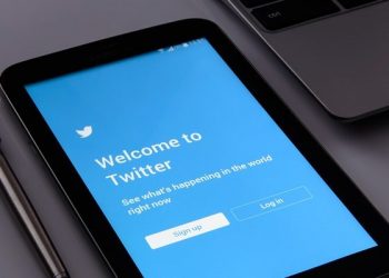 Twitter rolling out new desktop look, users unhappy