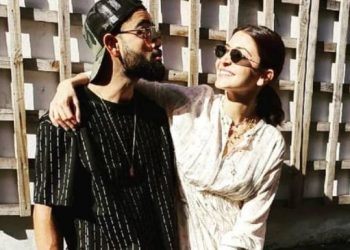 Anushka, Virat shares adorable moments; See pictures