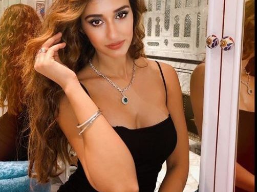 Disha Patani looks stunning in black top; See pics