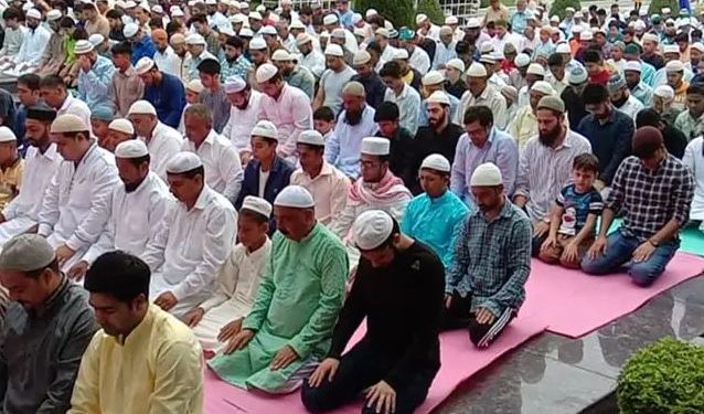 Eid prayers were not allowed in most of the mosques in Srinagar where curfew-like curbs were re-imposed Sunday amid fear of violence.