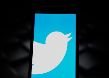 Twitter to soon let users follow topics