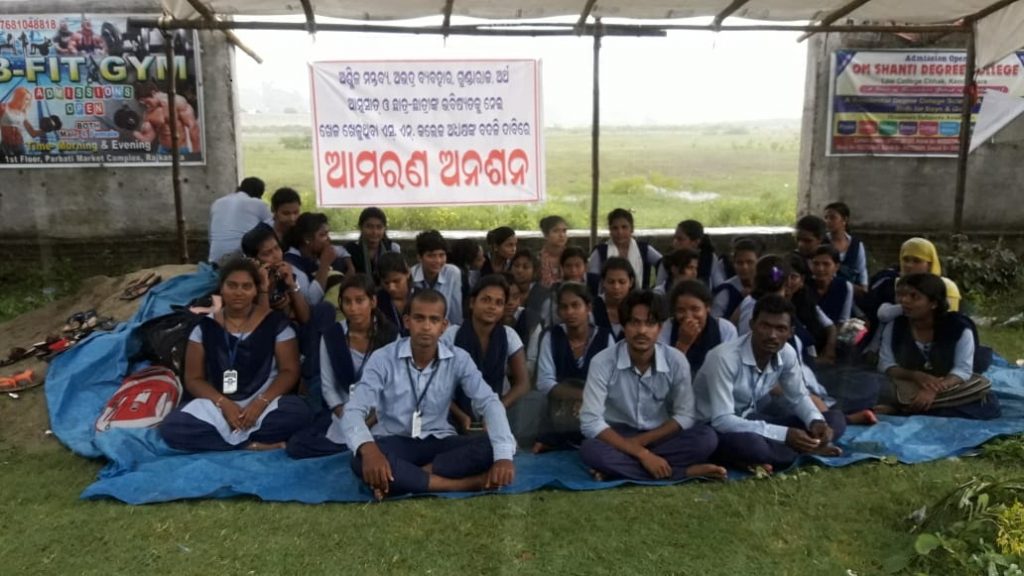 Students on indefinite fast seeking Principal’s transfer