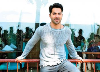 'Judwaa 2' actor Varun Dhawan reach set on time