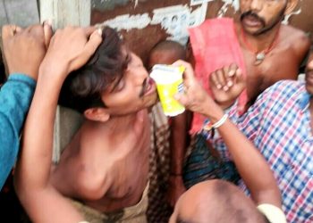 Youth thrashed, tonsured for idol theft