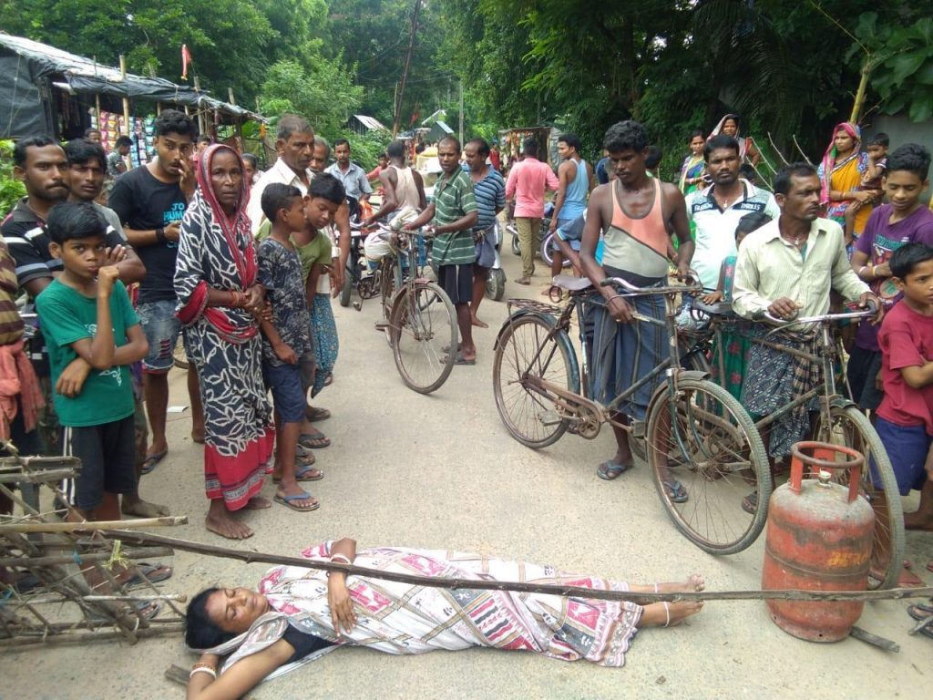 Protest over illegal liquor trade