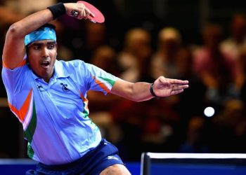 Achanta Sharath Kamal beat Lam Siu Hang 9-11, 11-6, 7-11, 11-7, 11-7 to provide India the lead