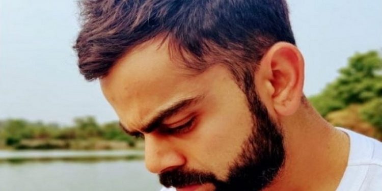 Virat Kohli flaunts Anushka's initials on t-shirt