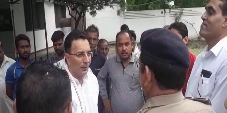 Congress leader Jitin Prasad was Monday placed under house arrest.