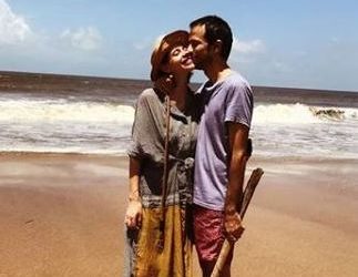 Kalki Koechlin kisses beau, shares pic on Instagram  