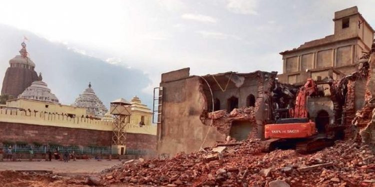 The Puri district administration is carrying out an eviction drive in the area close to the Jagannath temple in which some mutts have been demolished.