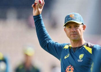 Ponting, who has been a sounding board for coach Justin Langer in recent months, unsurprisingly nominated the in-form Steve Smith and Marnus Labuschagne as the other two.