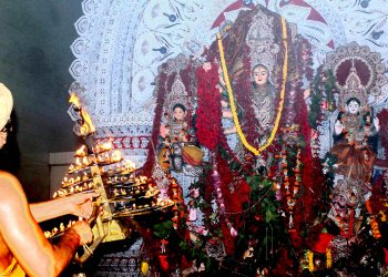 Durga puja starts in Cuttack and Bhubaneswar