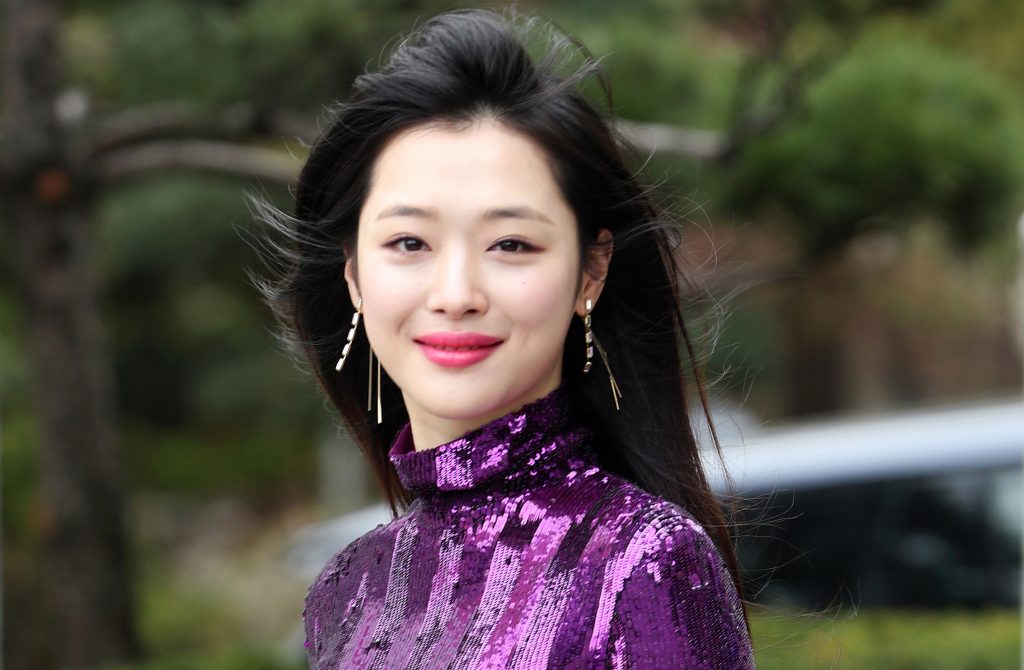 K-pop star Sulli found dead in Seoul