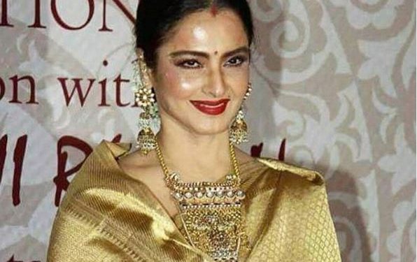 Happy birthday Rekha! Here's the actual reason why Rekha applies sindoor