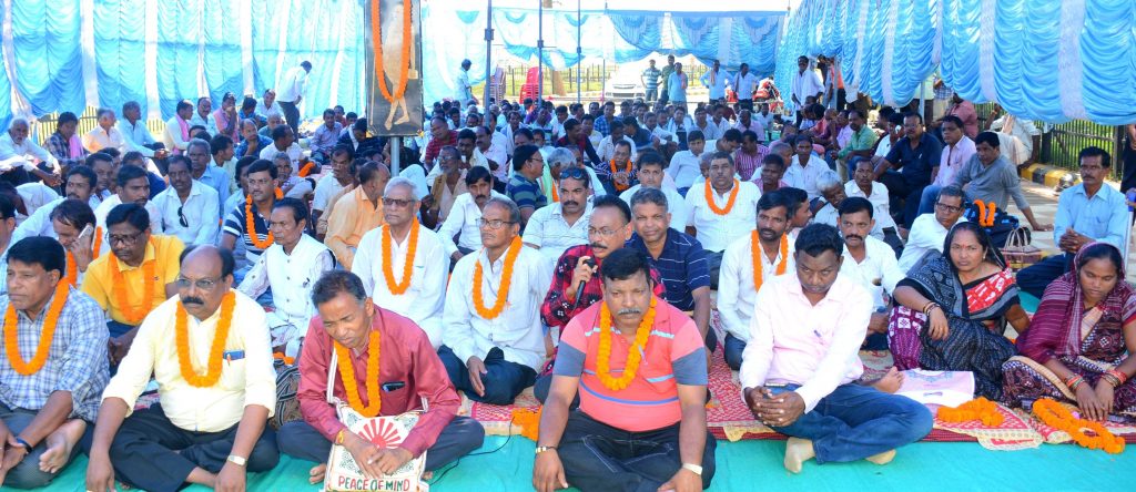 Sambalpur farmers launch relay fast