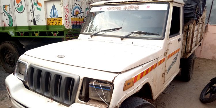 Timber-laden pick-up van seized in Balasore