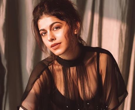 Pooja Bedi's daughter Alaia F. gets 3-film deal before debut