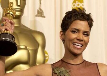 Halle Berry 'finally' achieves six-pack abs