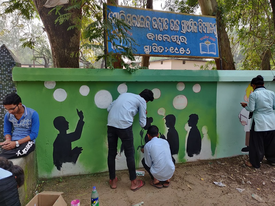 Murals to promote cleanliness - OrissaPOST