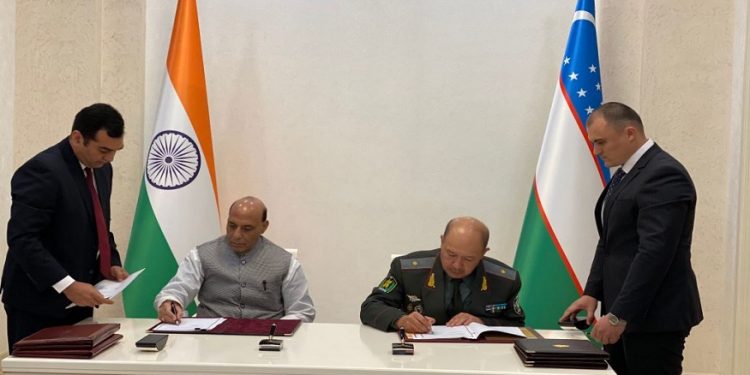 Defence Minister Rajnath Singh with his Uzbek counterpart Major General Bakhodir Nizamovich Kurbanov.